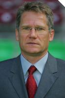 B&ouml;l&ouml;ni Laszlo